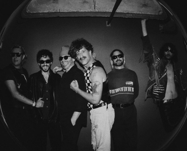 Julian Casablancas instagram post 774065