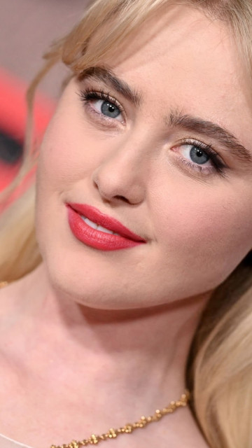 Kathryn Newton instagram post 780880