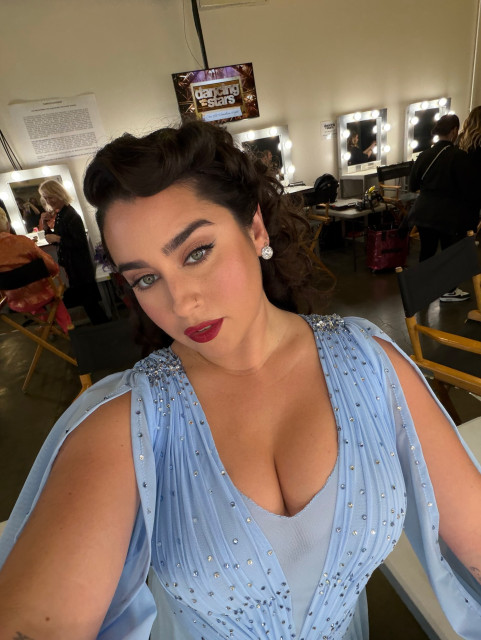 Lauren Jauregui instagram post 789614