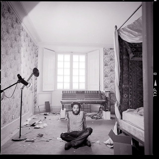 Lenny Kravitz instagram post 790142