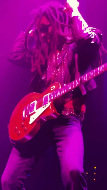 Lenny Kravitz instagram post 791017