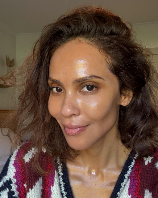 Lesley-Ann Brandt instagram post 777720