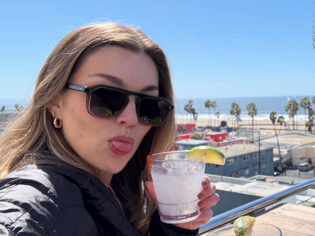 Lili Simmons instagram post 785144