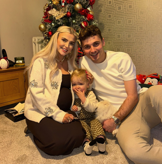 Lucy Fallon instagram post 778045