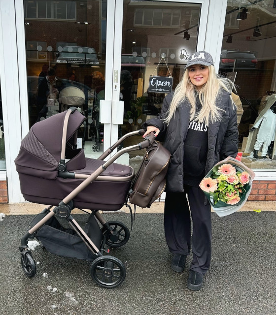 Lucy Fallon instagram post 778828