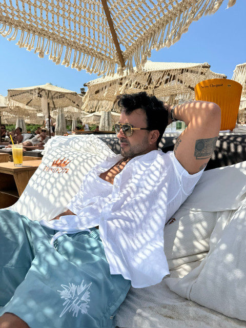 Luis Fonsi instagram post 787660