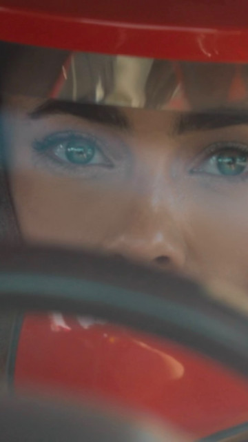 Melissa Roxburgh instagram post 762138