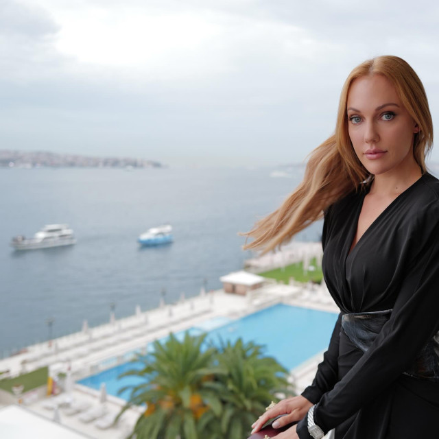 Meryem Uzerli instagram post 788850