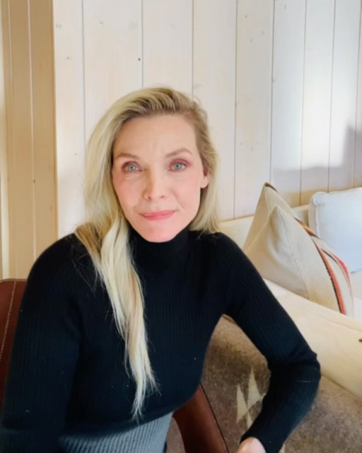 Michelle Pfeiffer instagram post 779575