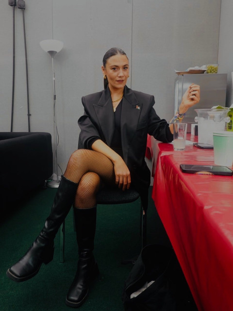 Nadine Shah instagram post 786332