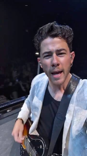 Nick Jonas instagram post 790091