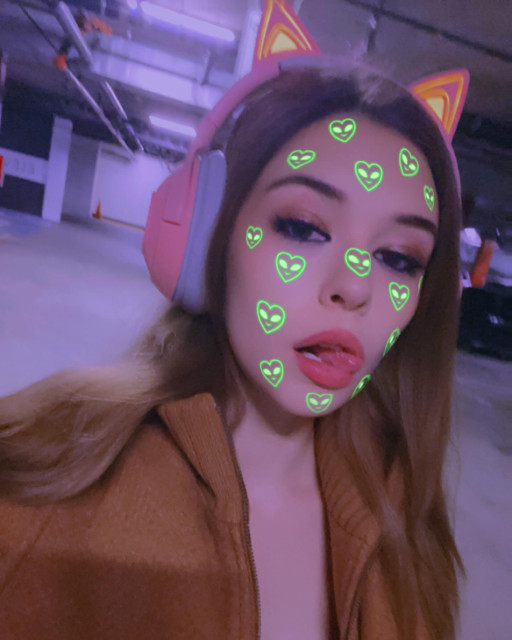 Nicole Maines instagram post 779453