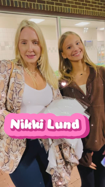 Nikki Lund instagram post 781738