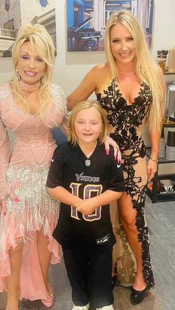Nikki Lund instagram post 787962