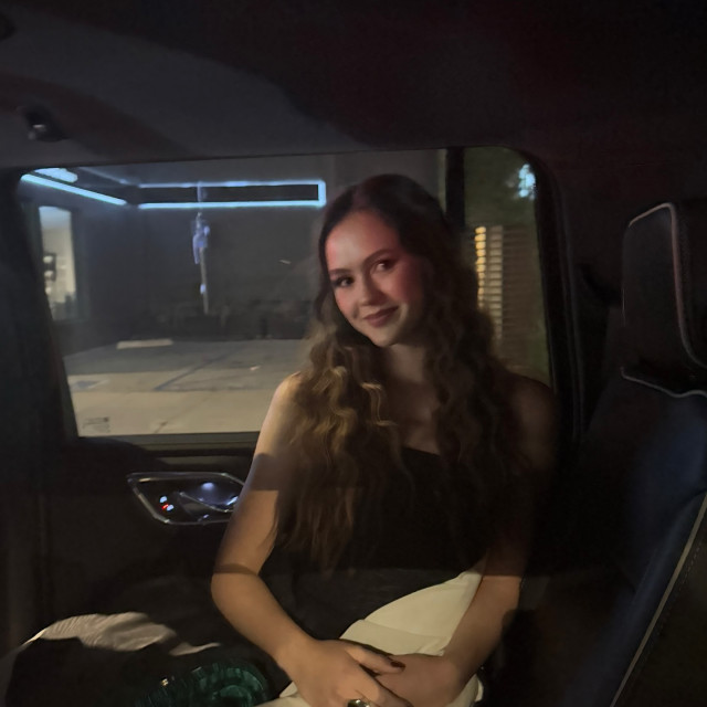 Olivia Sanabia instagram post 778504