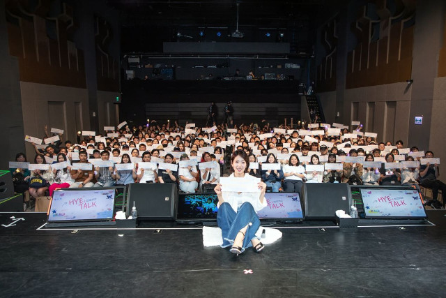 Park Shin Hye instagram post 784570