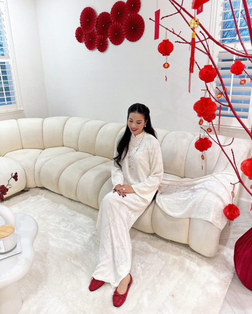 Pham Huong instagram post 780604