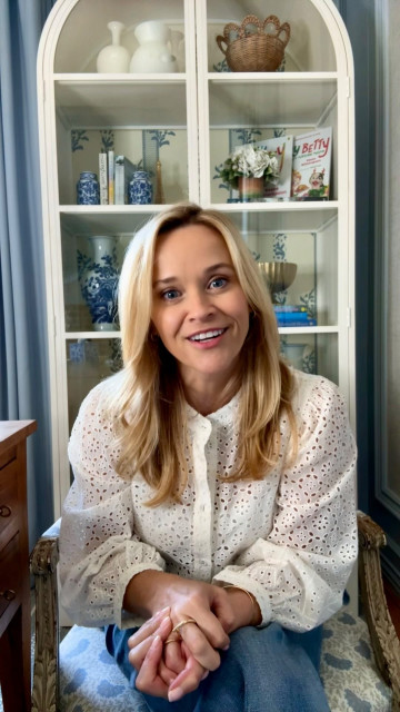 Reese Witherspoon instagram post 790094
