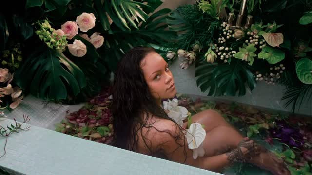 Rihanna instagram post 790047