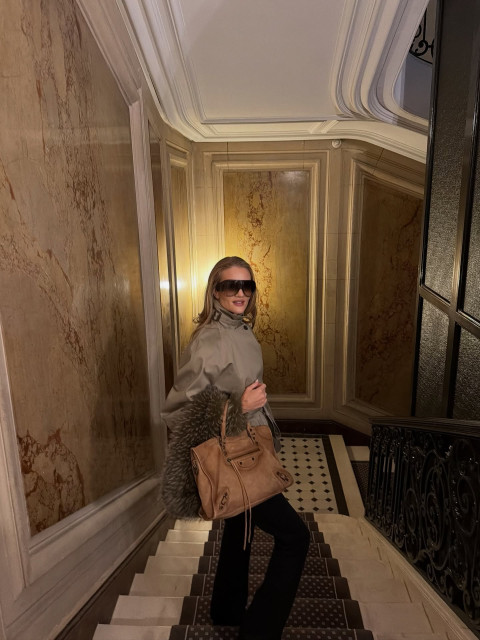 Rosie Huntington-Whitely instagram post 790379