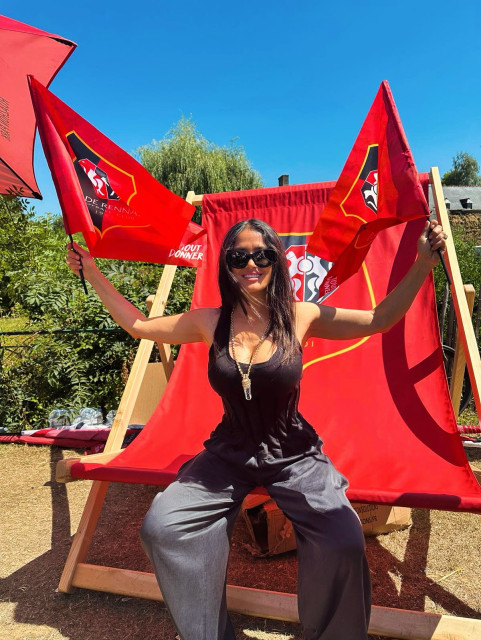 Salma Hayek instagram post 786173