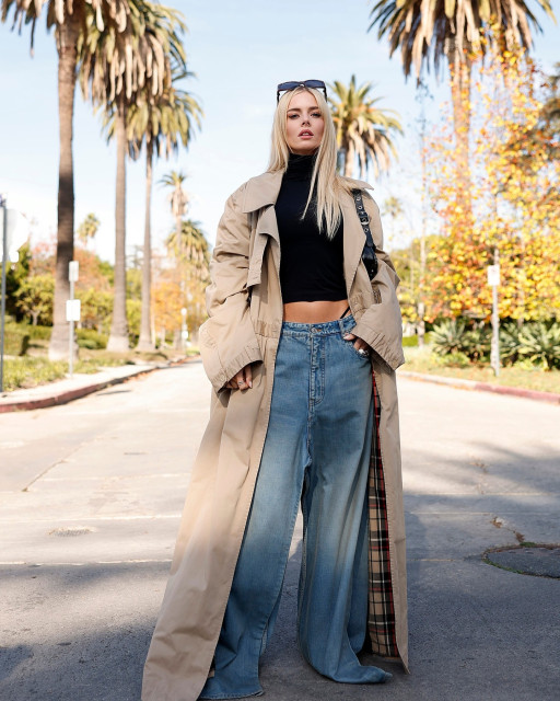 Samara Weaving instagram post 769102