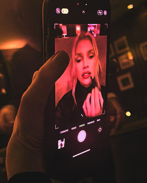 Stella Maxwell instagram post 777310