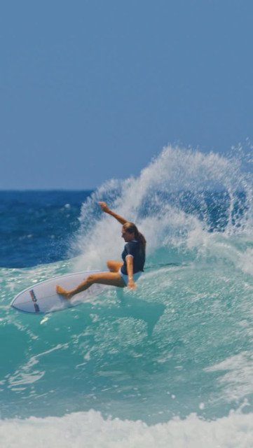 Stephanie Gilmore instagram post 779092