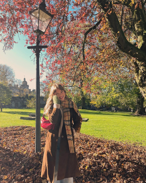 Taylor Hickson instagram post 773672