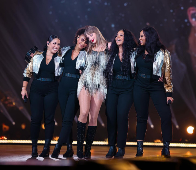 Taylor Swift instagram post 776224