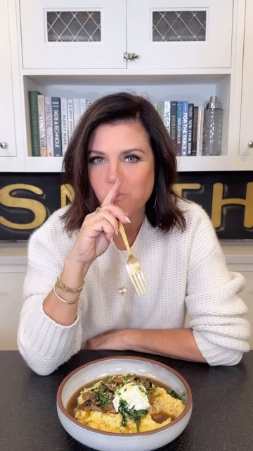 Tiffany Amber Thiessen instagram post 781467