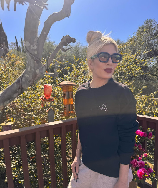 Tori Spelling instagram post 780985