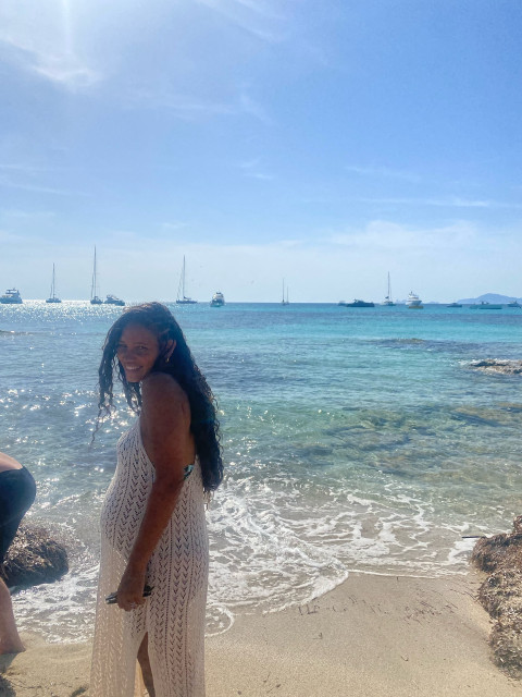 Vick Hope instagram post 787402