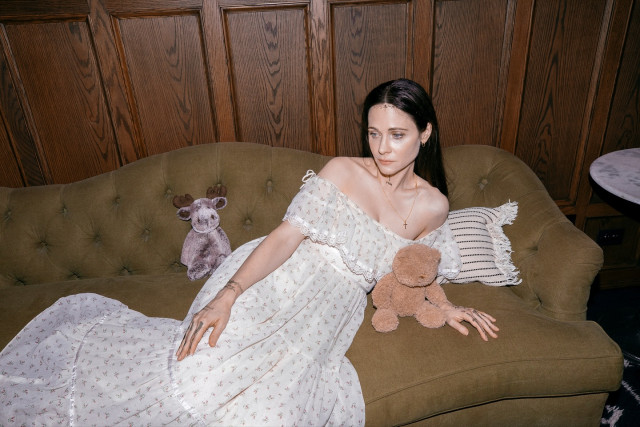 Zooey Deschanel instagram post 790503