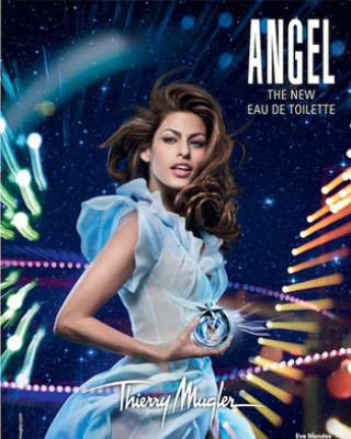 Фото 16536 к новости Ева Мендес снялась в рекламной кампании парфюма «Angel» от Thierry Mugler