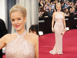 Пенелопа Энн Миллер в Badgley Mischka