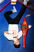 Джастина Бибера жестоко побили