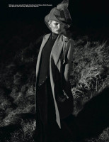 Дафна Гроенвельд специально для i-D