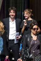 Наталья Водянова гуляет по Парижу со своим бойфрендом