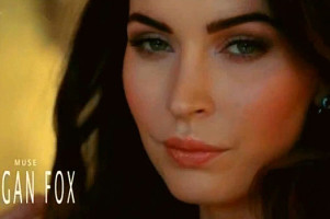 Меган Фокс рекламирует Metrocity