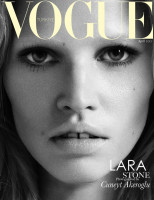 Две фотосесии Лары Стоун в турецком Vogue