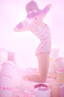 Сладкая фотосессия в Marie Claire