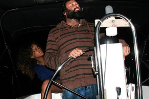 Рианна неплохо развлекается на Гавайях