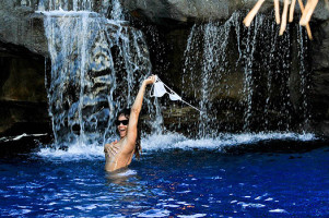 Рианна неплохо развлекается на Гавайях