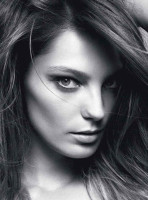 Дарья Вербова специально для австралийского Vogue