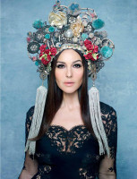 Моника Белуччи только хорошеет