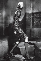 Versace показала осеннюю коллекцию