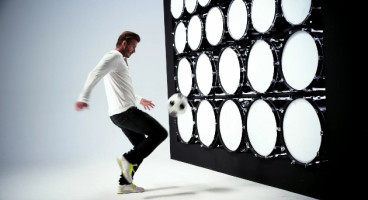 Дэвид Бекхем рекламирует Samsung