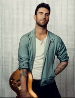 Адам Ливайн специально для Details Magazine