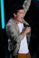 Джош Хатчерсон